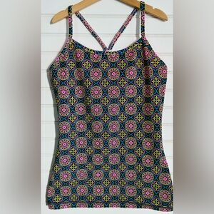 IVIVVA by LULULEMON girls size 14 Tumbling tank